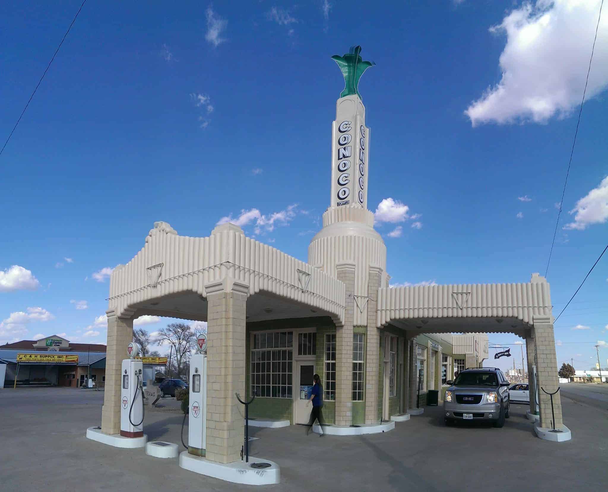 the U-Drop Inn, Shamrock, TX